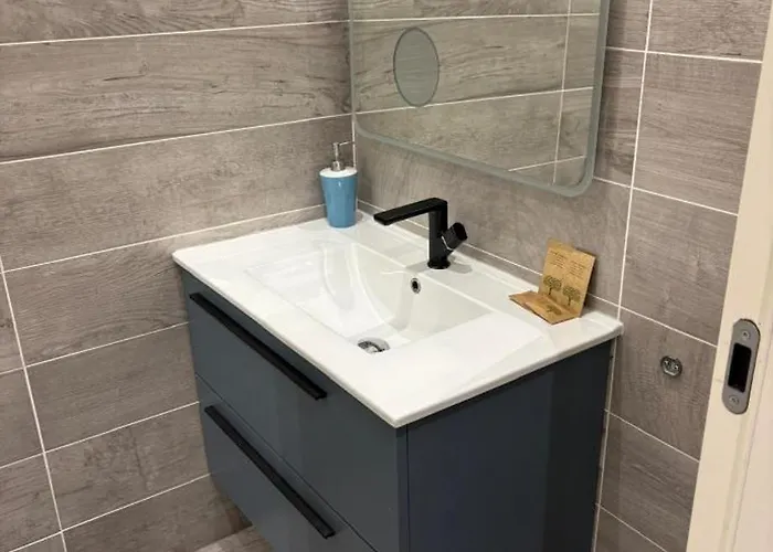 Domus Dotta New بيت ضيافة