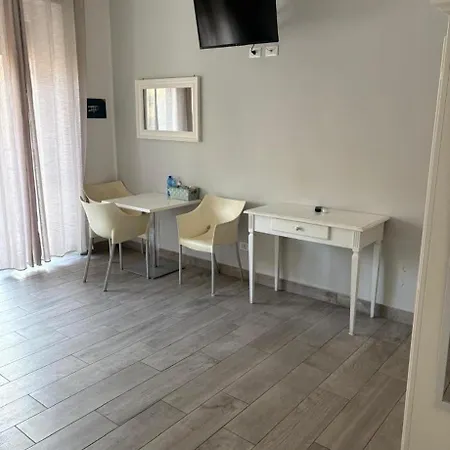 게스트하우스 Domus Dotta New 4*