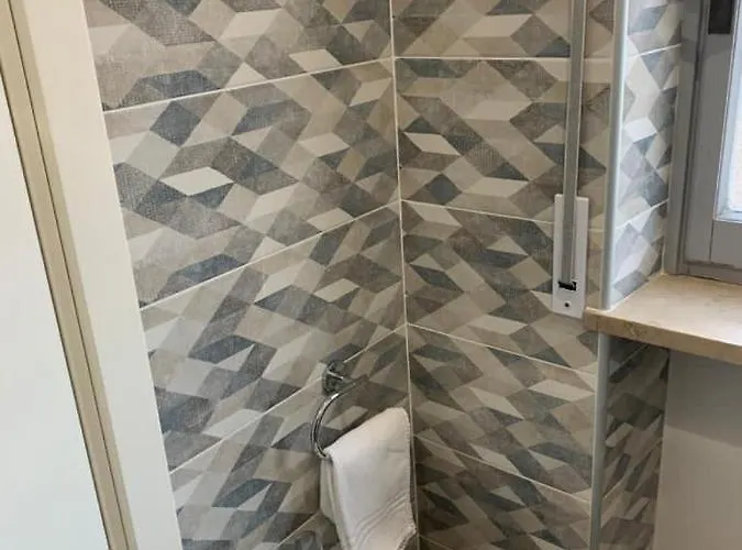 בית הארחה Domus Dotta New בולוניה